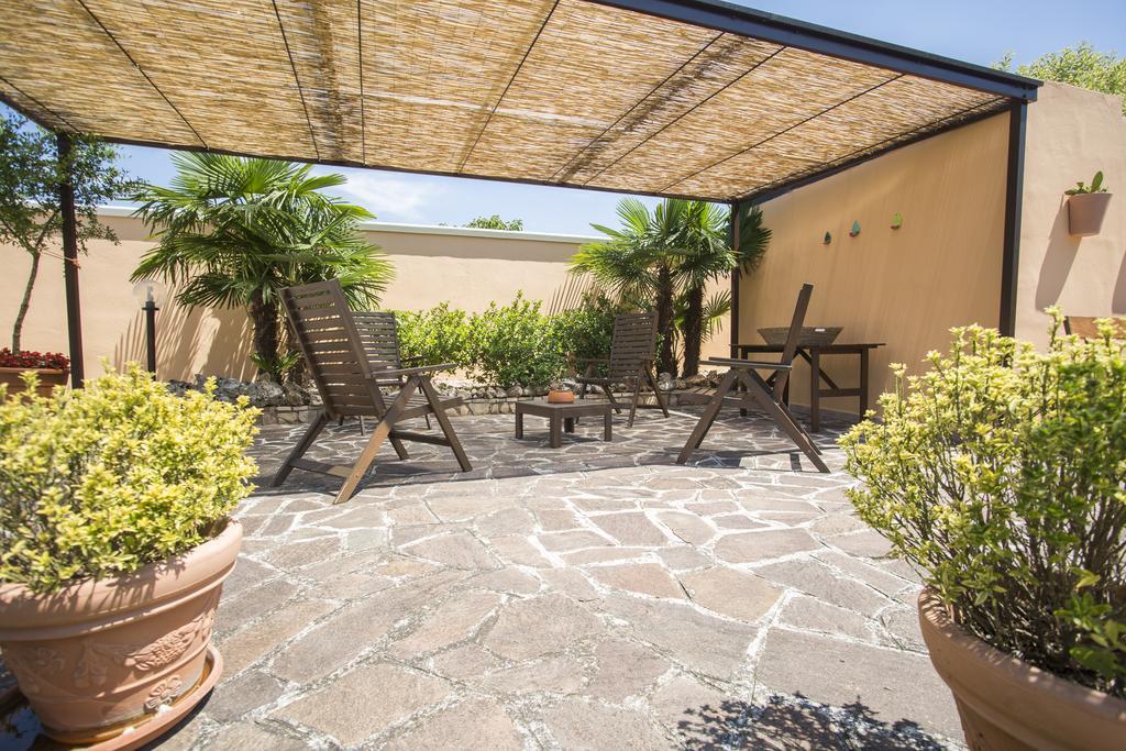 Il Viottolo Bed & Breakfast Noci Exterior photo
